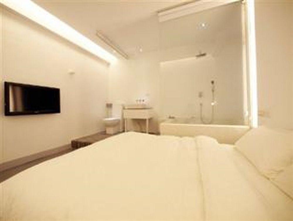 Bed and Breakfast Kenting The House Shanjiao Экстерьер фото